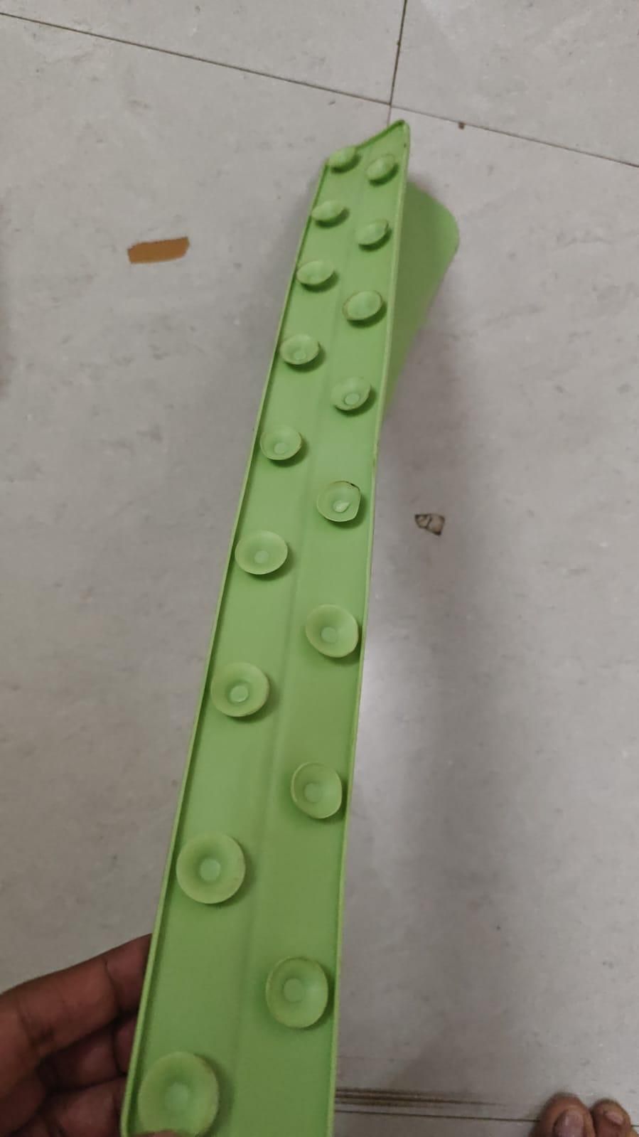 Premium Silicone Sink Splash Guard – Keeps Kitchen Counter Dry & Clean (Pack of 2)